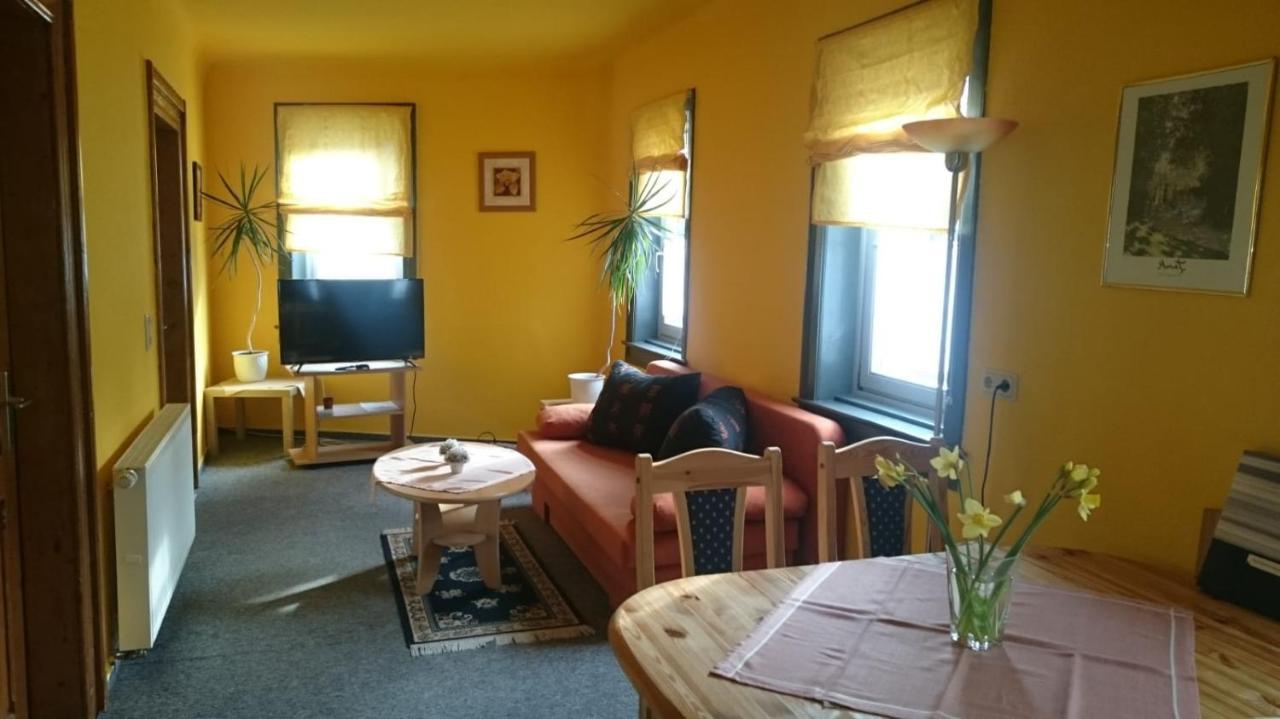 Gaststaette Und Pension Felsenthal Tabarz Buitenkant foto