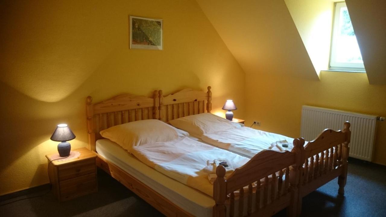 Gaststaette Und Pension Felsenthal Tabarz Buitenkant foto